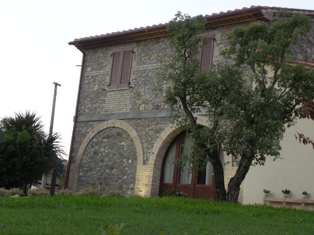Agriturismo Sugheretello Semproniano Exterior foto